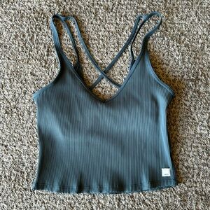 Vuori Women’s L Rib Crop Tank